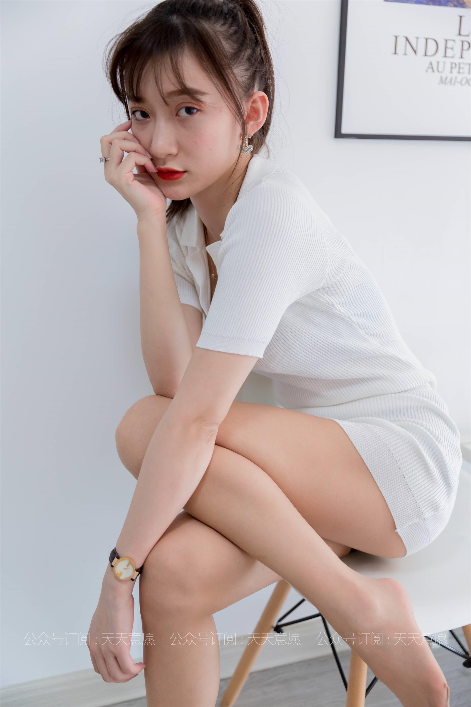 Model: Qiu Qiu pure Desire Short Skirt